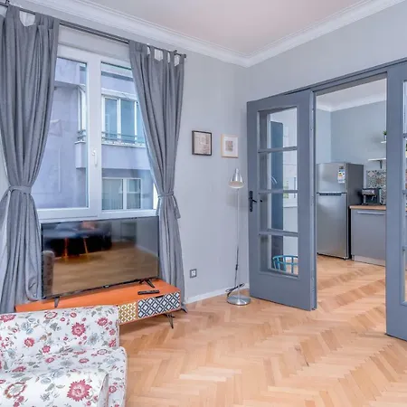 Dondukov Boulevard Two Bedroom Designer Sofia