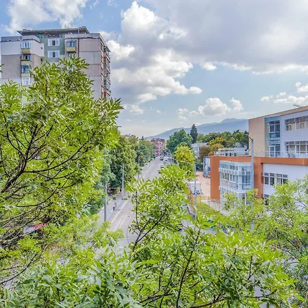 Dondukov Boulevard Two Bedroom Designer Apartment Sofia